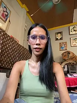 bellaUtops online show from November 28, 7:52 am