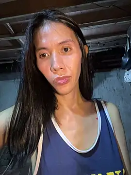 bellaUtops online show from March 22, 4:30 pm