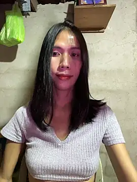 bellaUtops online show from March 1, 7:25 pm