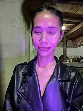 bellaUtops online show from March 23, 5:24 pm