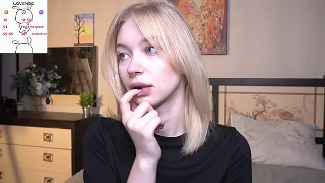 Snapshot of ShanelTunon chatting on November 21, 7:13 pm ShanelTunon online show from November 21, 7:13 pm