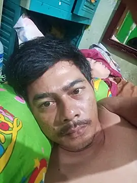 sandy300420 online show from October 31, 7:32 pm