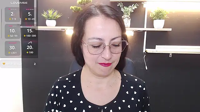 Lauryn Jones online show from March 26, 4:49 pm