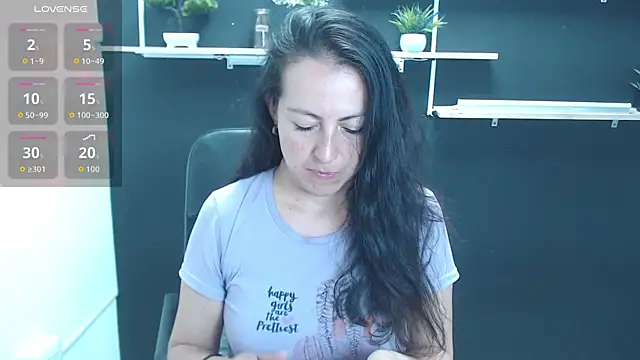 Snapshot of Lauryn_Jones chatting on June 25, 7:19 pm Lauryn Jones online show from June 25, 7:19 pm