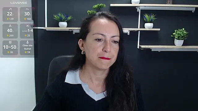 Snapshot of Lauryn_Jones chatting on July 11, 5:57 pm Lauryn Jones online show from July 11, 5:57 pm