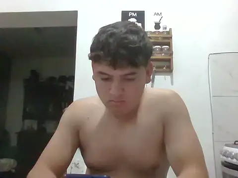 Myboy0020 online show from December 3, 2:56 am