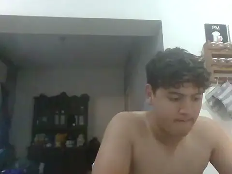 Myboy0020 online show from February 17, 8:39 pm