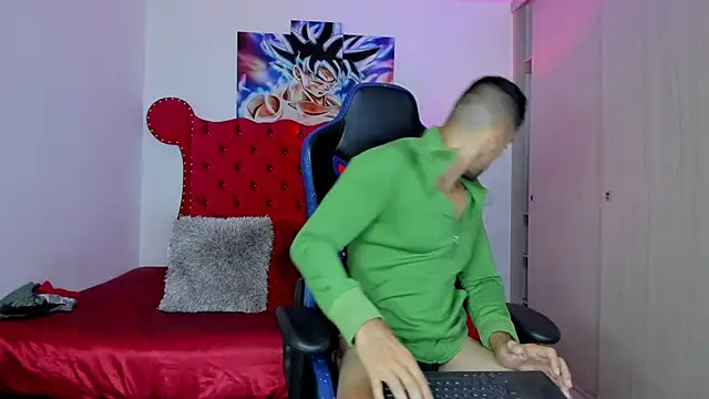 axelwinters   online show from November 29, 10:48 am