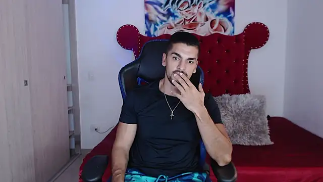 axelwinters   online show from February 2, 10:53 pm