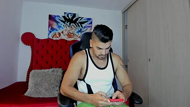 axelwinters   online show from November 26, 11:21 am