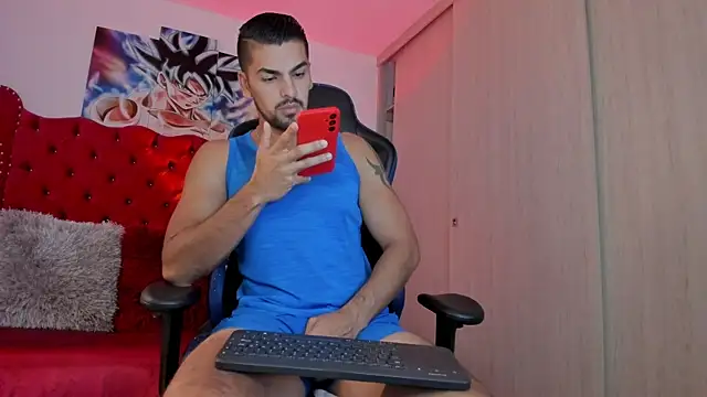 axelwinters   online show from December 22, 11:43 am