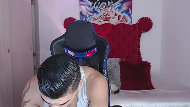 axelwinters   online show from February 12, 7:46 pm