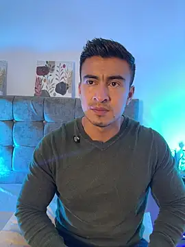 Chris Clarck online show from February 28, 7:13 pm