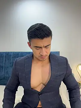 Chris Clarck online show from November 14, 7:17 pm