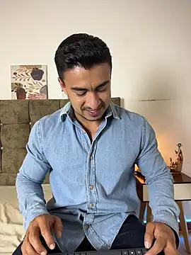 Chris Clarck online show from November 30, 8:53 pm