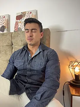 Chris Clarck online show from December 2, 7:59 pm