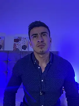 Chris Clarck online show from April 15, 7:40 pm