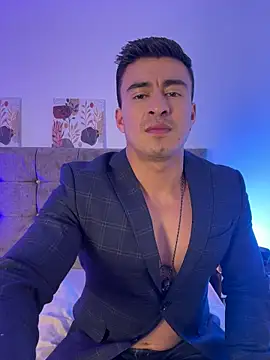 Chris Clarck online show from April 13, 7:18 pm