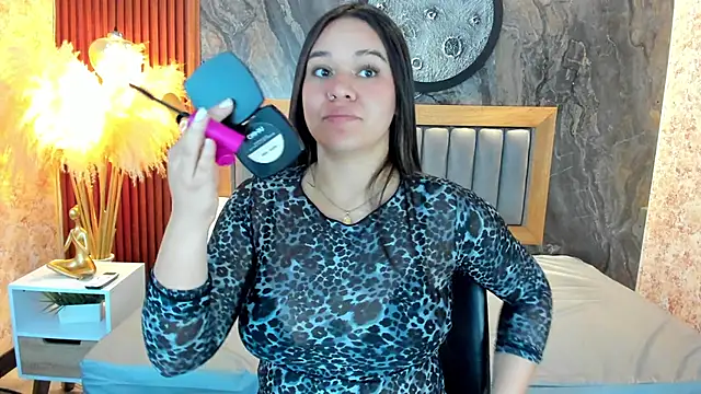 Snapshot of Valery_Shadey chatting on November 28, 7:36 pm Valery Shadey online show from November 28, 7:36 pm