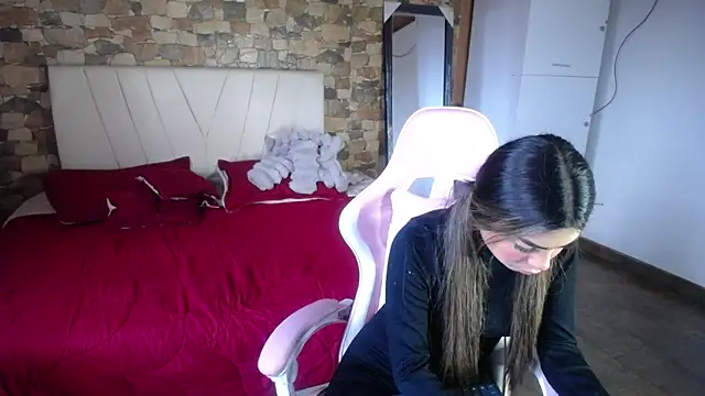 Snapshot of Katara_tooop9 chatting on November 4, 8:56 pm Katara tooop9 online show from November 4, 8:56 pm