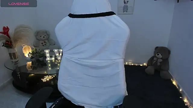 Valery stuart online show from November 18, 9:29 pm