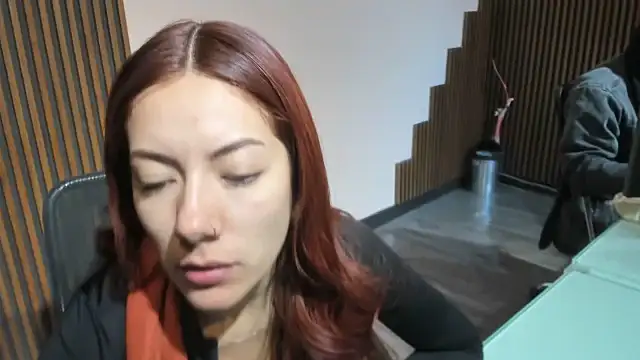 Snapshot of desk_desire chatting on February 11, 12:27 pm desk desire online show from February 11, 12:27 pm