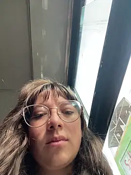 Snapshot of Engel_fiiree chatting on November 3, 11:58 am Engel fiiree online show from November 3, 11:58 am