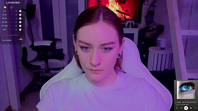 RetroMarie online show from November 9, 11:42 pm