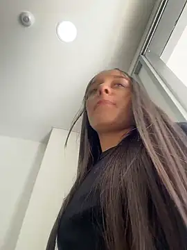 Brunettecollins05 online show from March 16, 8:22 pm