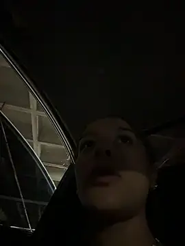 Brunettecollins05 online show from April 3, 7:42 pm