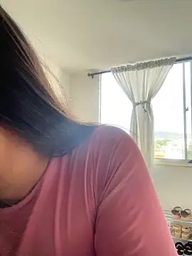 Brunettecollins05 online show from March 14, 10:05 pm