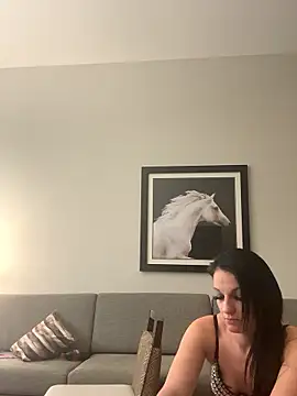 SolcitaPeachh online show from January 12, 7:26 am