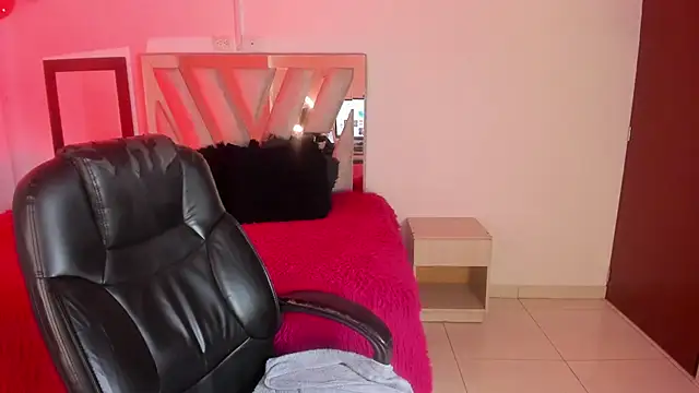 Ebonynaughty online show from May 14, 3:03 am