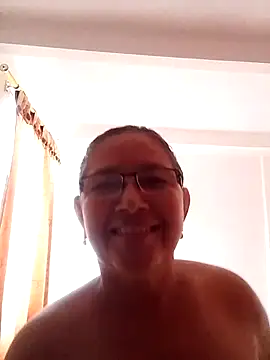 Snapshot of Cessi50 chatting on January 15, 1:36 pm Cessi50 online show from January 15, 1:36 pm