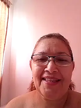 Snapshot of Cessi50 chatting on November 20, 3:23 pm Cessi50 online show from November 20, 3:23 pm