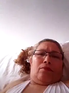 Snapshot of Cessi50 chatting on December 18, 8:56 pm Cessi50 online show from December 18, 8:56 pm