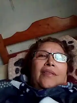 Snapshot of Cessi50 chatting on June 22, 3:42 pm Cessi50 online show from June 22, 3:42 pm