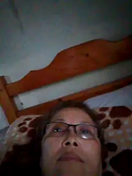 Snapshot of Cessi50 chatting on June 19, 9:31 pm Cessi50 online show from June 19, 9:31 pm