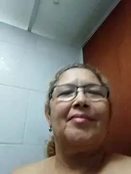 Snapshot of Cessi50 chatting on January 10, 11:55 pm Cessi50 online show from January 10, 11:55 pm