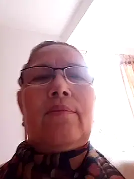 Snapshot of Cessi50 chatting on November 13, 4:00 pm Cessi50 online show from November 13, 4:00 pm