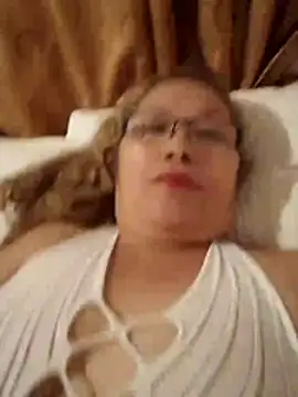 Snapshot of Cessi50 chatting on December 1, 1:17 am Cessi50 online show from December 1, 1:17 am