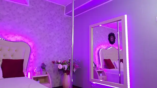 GracieCute online show from April 5, 3:13 am