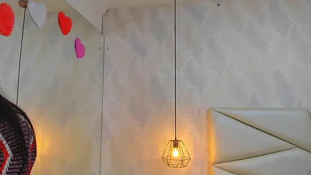 laurettedela rouse online show from November 7, 11:15 am