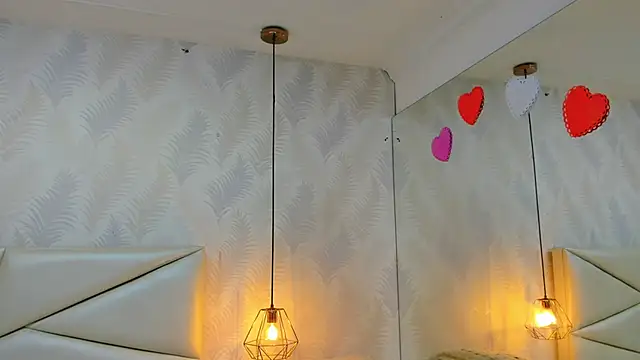 laurettedela rouse online show from November 15, 10:52 am