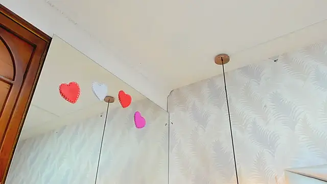 laurettedela rouse online show from November 27, 10:27 am