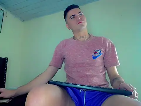 Snapshot of Sebastian_Loaiza chatting on November 10, 2:00 pm Sebastian Loaiza online show from November 10, 2:00 pm