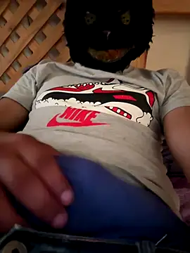 Elpichulotote20 online show from November 16, 7:51 pm