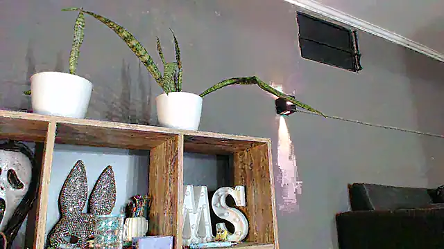 mickystrumia23 online show from February 3, 7:08 pm