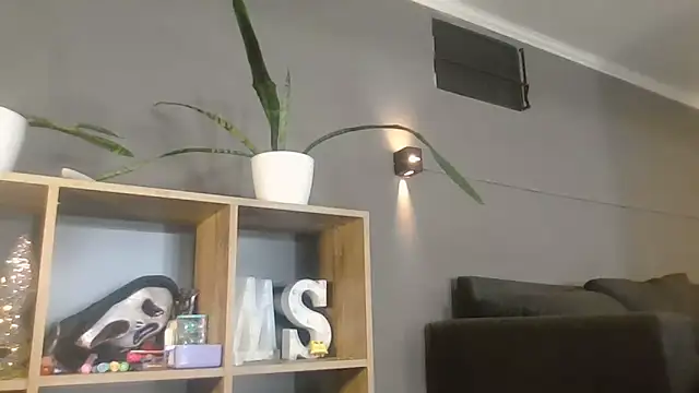 mickystrumia23 online show from November 10, 4:45 pm