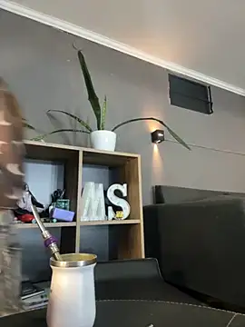 mickystrumia23 online show from November 2, 4:34 pm